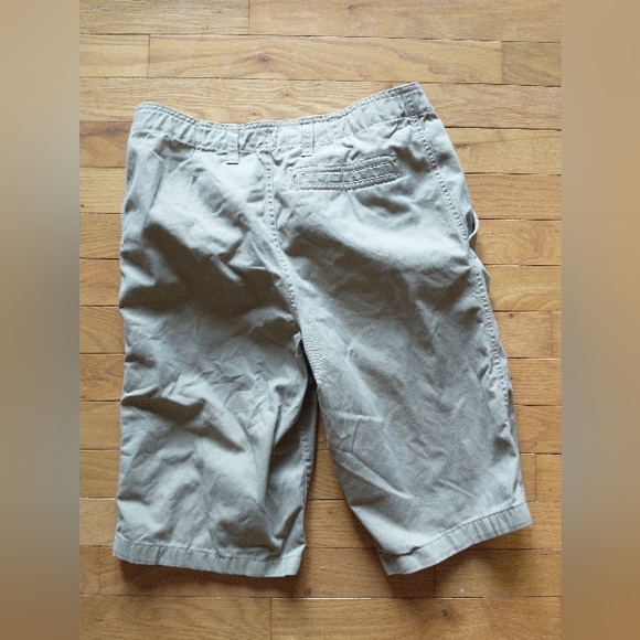 Dress shorts - Picture 2 of 2